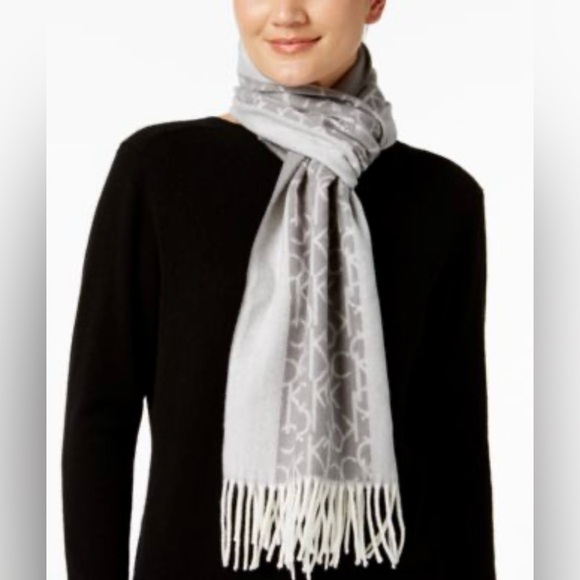 Calvin Klein Signature & solid boarder scarf/ NWOT / beige n cream - Picture 1 of 7
